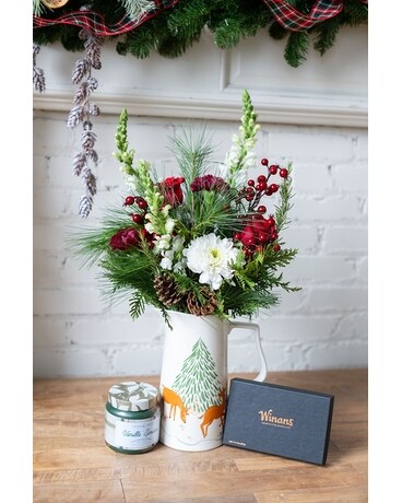 Cardinal Celebration Gift Set Flower Arrangement