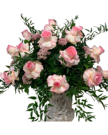 Signature Rose arrangement Flower Arrangement
