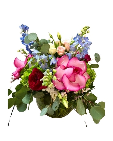 Isabela Madrigal Flower Arrangement