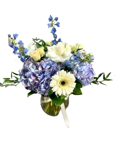 Lady Whistledown Flower Arrangement