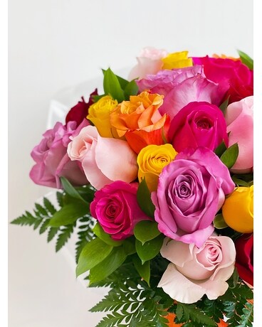 Valentines Boxed Premium Long Stem Roses Flowers
