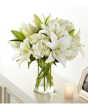 The FTD ® Compassionate Lily ™ Bouquet Funeral Arrangement
