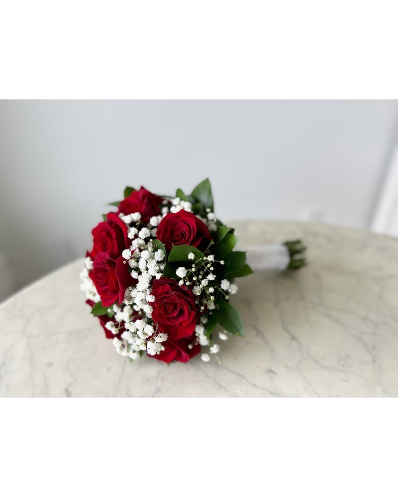 Adrienne s Sweet Elegance 12 Rose Wedding Bouquet