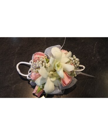 Corsage Corsage