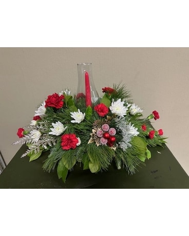Holiday Glow Flower Arrangement