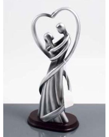 Couple with Heart Statue Flower Arrangement