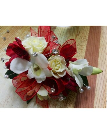 Corsage 15 Corsage