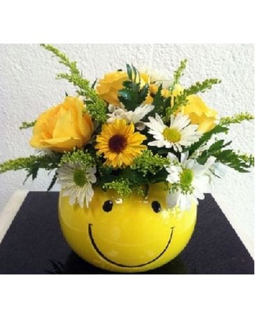 Smile Bouquet Flower Arrangement