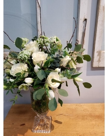 Pure Sophistication Flower Arrangement
