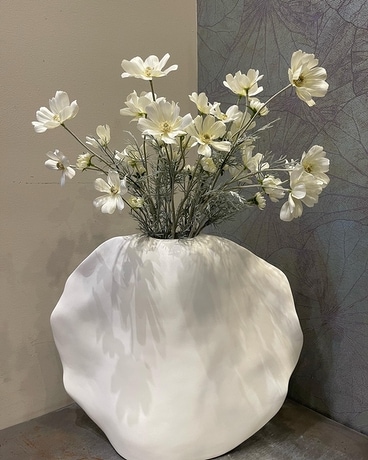WHITE COSMO BUNDLE Flower Arrangement
