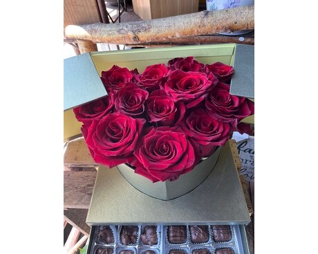 Gold Gift Box Roses and Chocolates Custom product