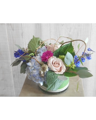 Walk on the Beach Flower Arrangement