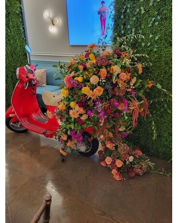PARITES AND EVENTS Flower Arrangement