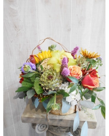 Parties & Events (P&E3000) Flower Arrangement