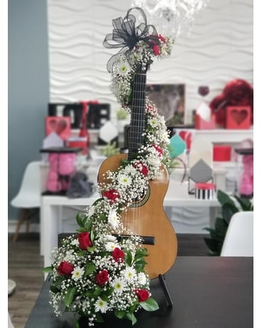 GARLAND Flower Arrangement