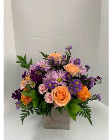 LOVELY DAY Flower Arrangement