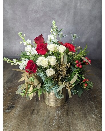 Royal Christmas Flower Arrangement