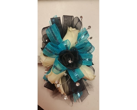 KTC106 Corsage