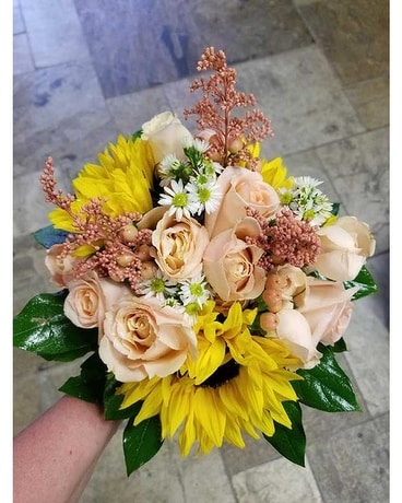 Sunflower Peach Bouquet