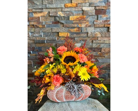 Pumpkin spice centerpiece Flower Arrangement