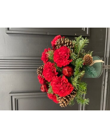 Pine cone frost Flower Arrangement