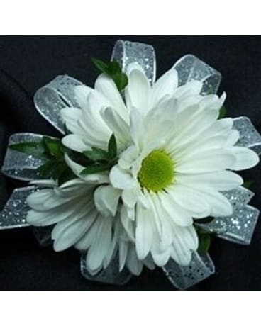 daisy wrist corsage