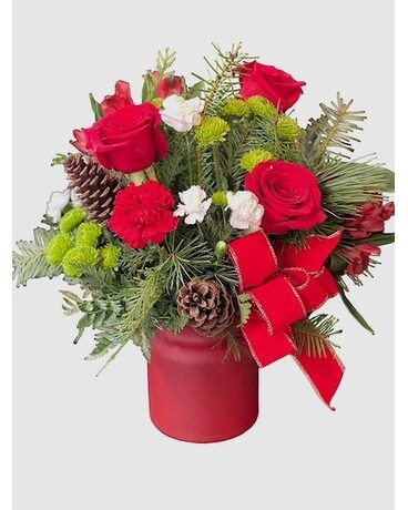 Christmas Cheer Flower Arrangement