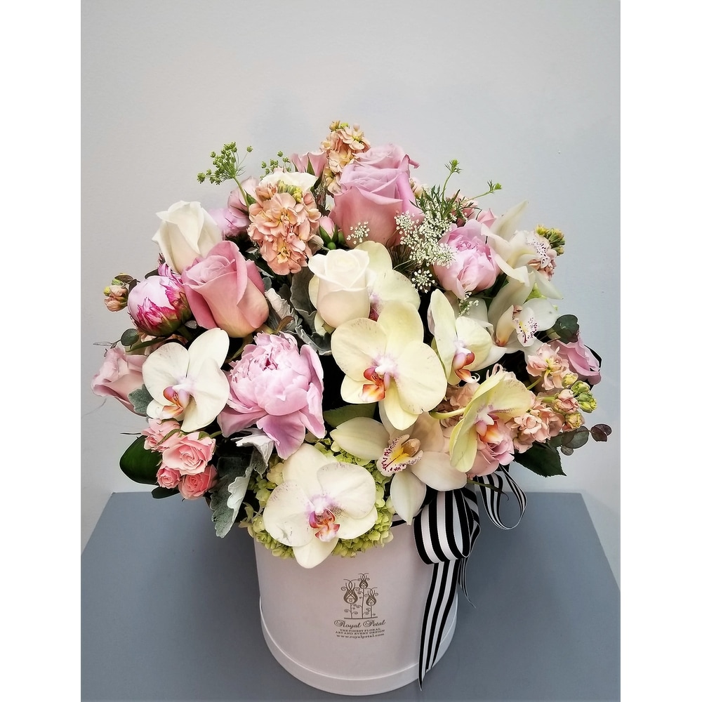 Peony Pleasure Hat Box in Lemont IL - Royal Petal