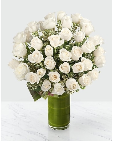 Clarity Luxury Rose Bouquet Flower Arrangement