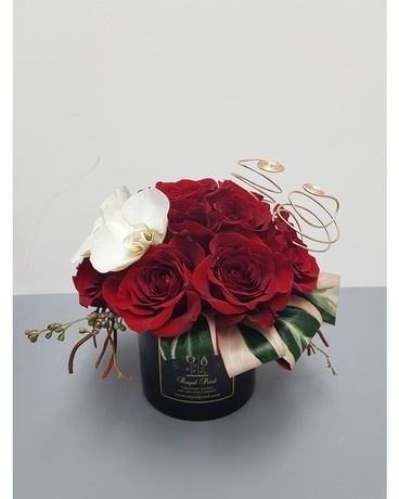 Romantic Gesture Hat Box Flower Arrangement