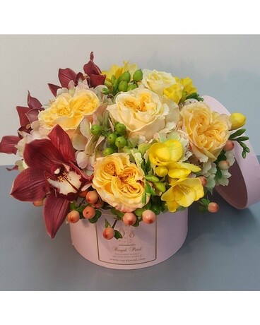 Sweet Thoughts Hat Box Flower Arrangement