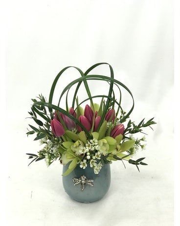 Dragonfly Flower Arrangement