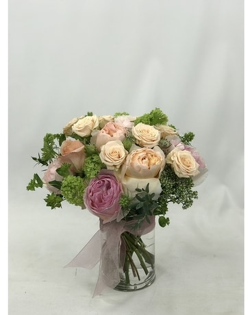Posh n Peach Flower Arrangement