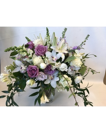 Luxurious Lavender Flower Arrangement