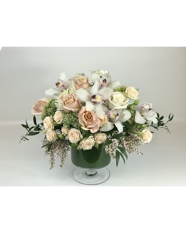 Gentle Beauty Design Flower Arrangement