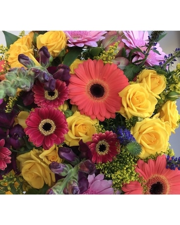 Abundance Cut Bouquet Flower Arrangement