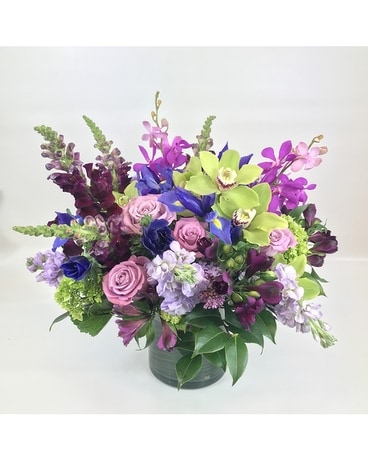 Parisien Beauty Flower Arrangement