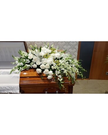 Casket 110 Flower Arrangement