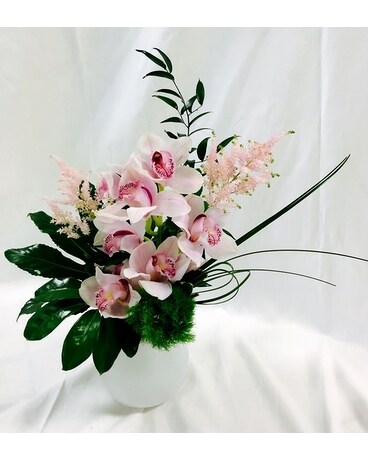 Modern Mom Flower Arrangement