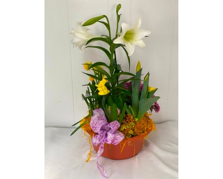 Spring Garden Medium Flower Arrangement