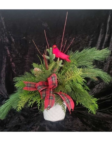 Caroling Cardinal 2022 Flower Arrangement