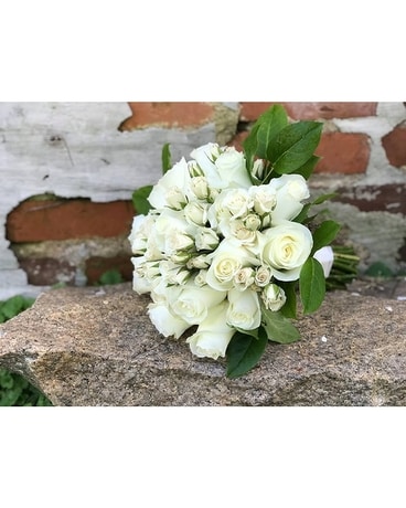 BRIDAL BOUQUET 2 Flower Arrangement