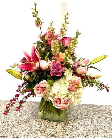 Classic Mother's Mix Flower Arrangement