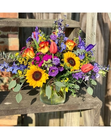 Exquisite Mother's Mix Flower Arrangement