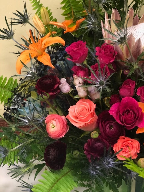 W98 Flower Arrangement