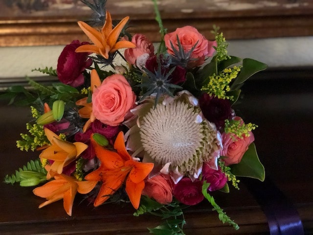 W102 Flower Arrangement