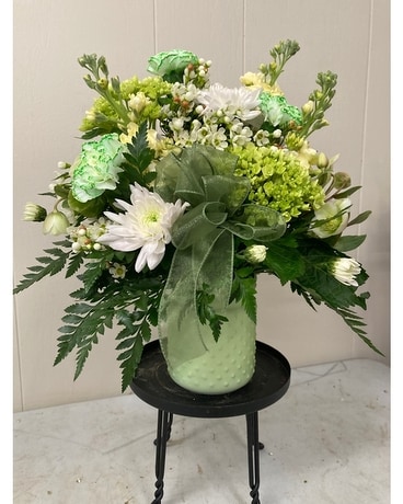 Leprechaun Mix Flower Arrangement