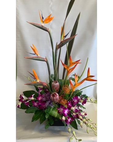 Birds in Flight Bouquet Flower Arrangement