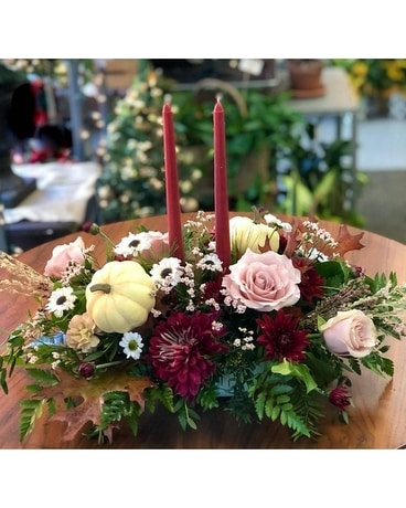 A touch of Renaissance Flower Arrangement