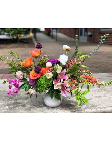 Custom Showstopper-Summer Colors Flower Arrangement